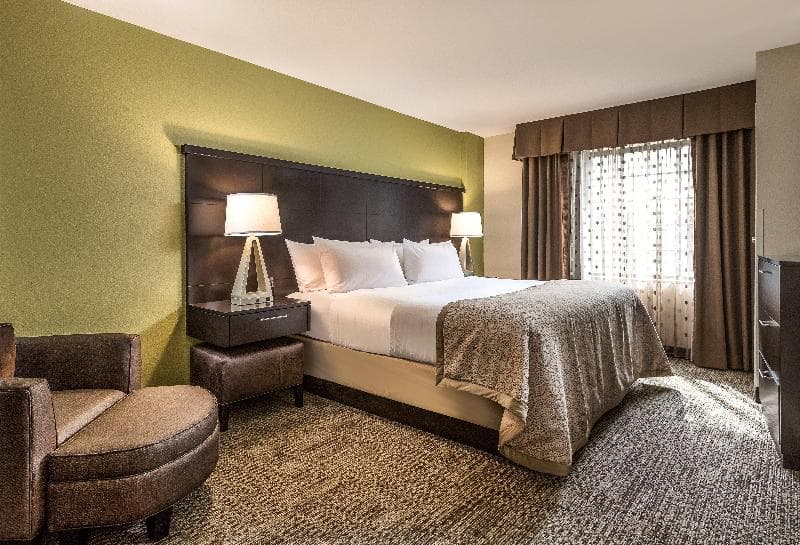 Staybridge Suites Eau Claire - Altoona photo 1