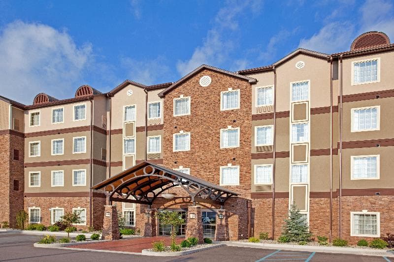 Staybridge Suites Elkhart North 4