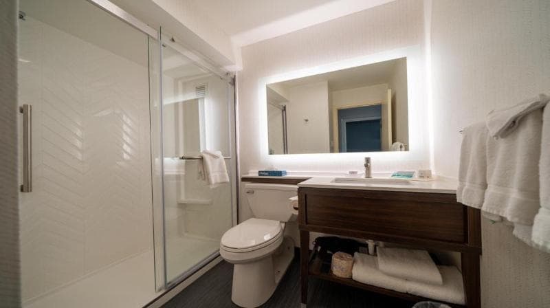 Holiday Inn Cleveland S Independence 3