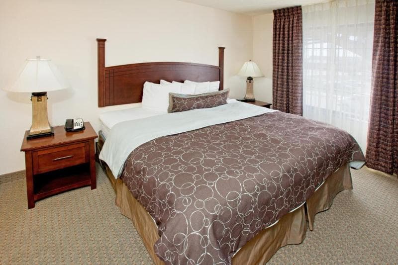 Staybridge Suites Indianapolis Downtown - Convention Center 4