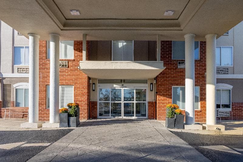 Holiday Inn Express & Suites Vineland Millville 5