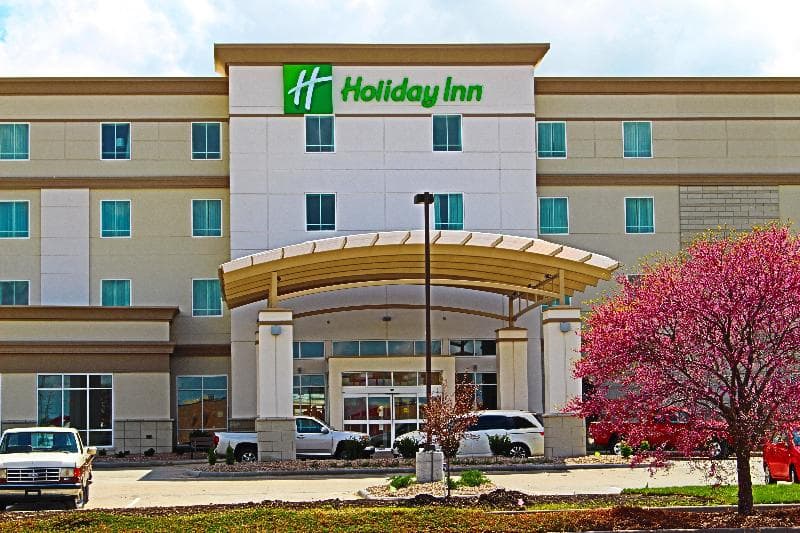 Holiday Inn Salina 2