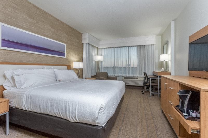Holiday Inn San Marcos 5