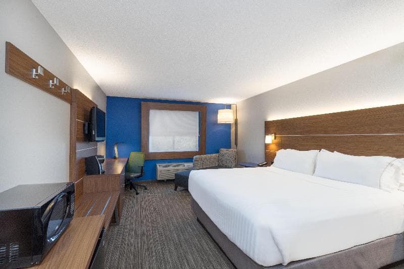 Holiday Inn Express Howe Sturgis, Mi 4