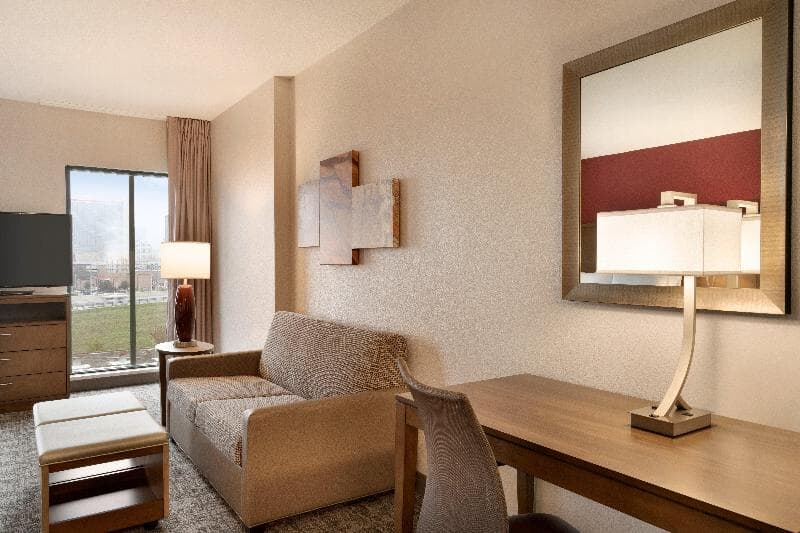 Staybridge Suites San Antonio Downtown Conv Ctr 5