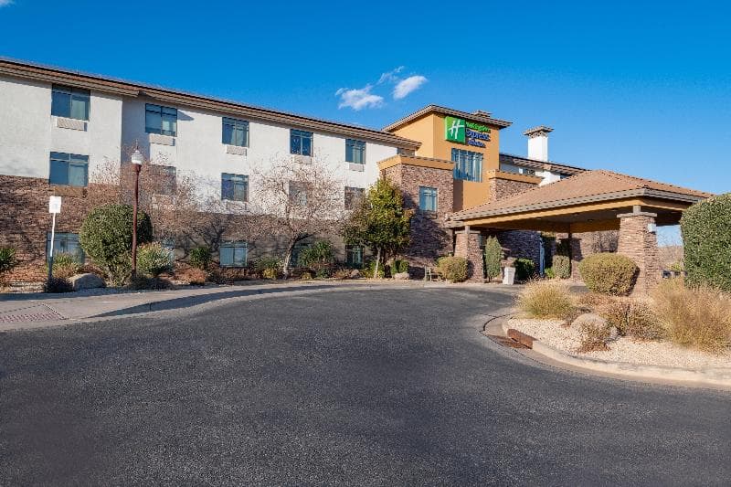 Holiday Inn Express & Suites St. George North - Zion 5
