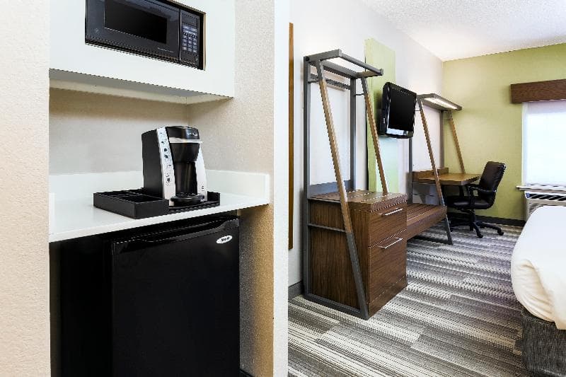 Holiday Inn Express Philadelphia Ne Langhorne 5
