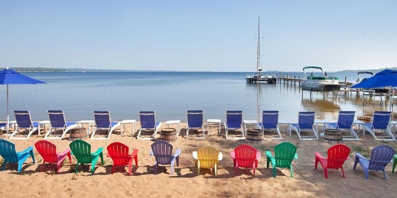 Holiday Inn Resort West Bay Beach 5