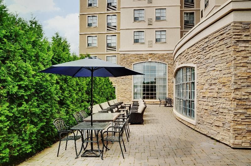 Staybridge Suites Oakville-Burlington 5