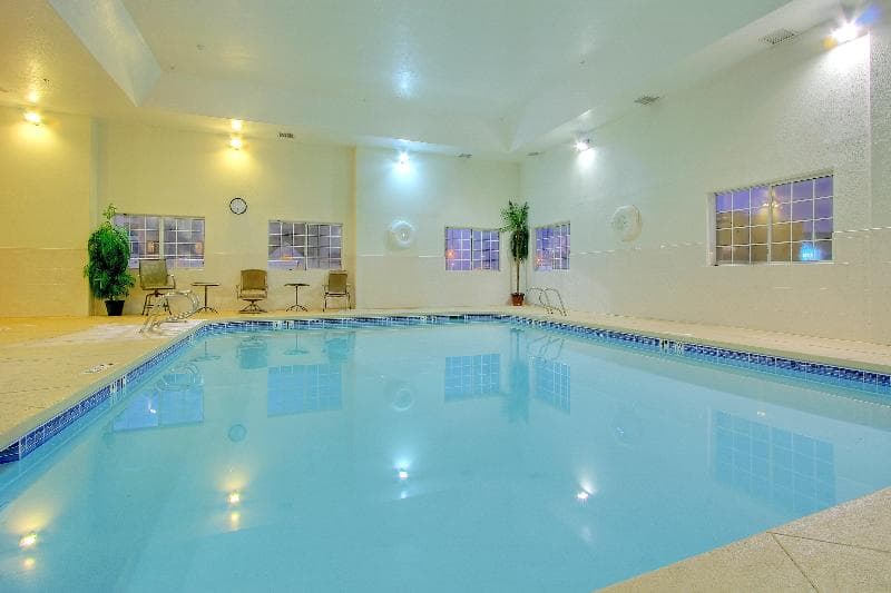 Holiday Inn Hotel And Suites Albuquerque Airport photo 1