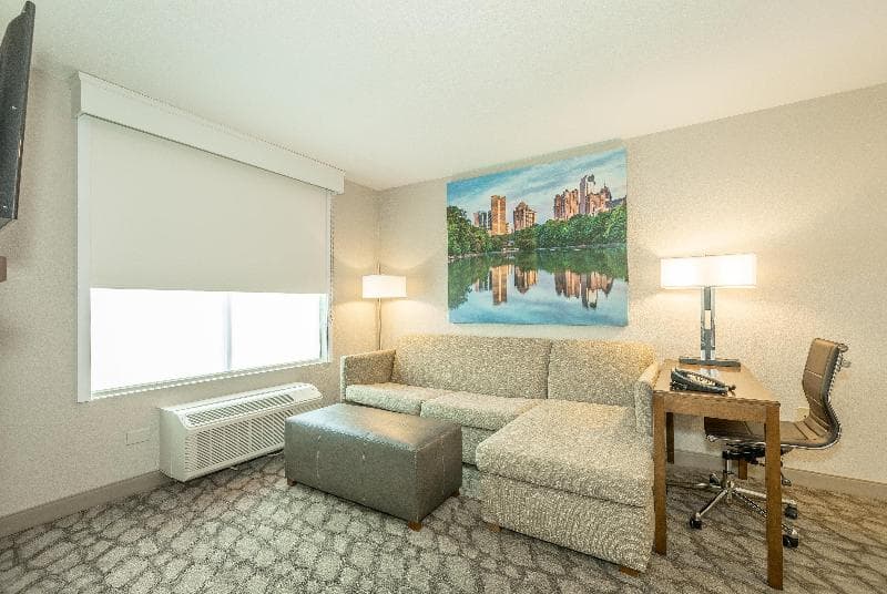 Holiday Inn Hotel And Suites Peachtree City 5