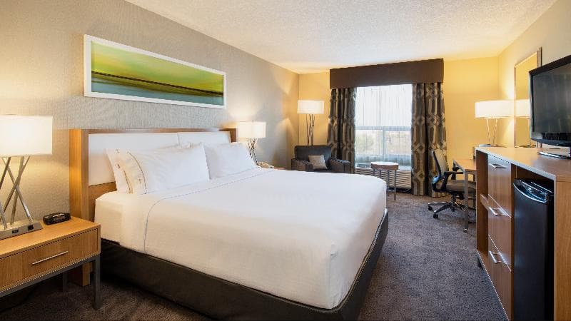 Holiday Inn Express & Suites Sherwood Park-Edmonton Area 5