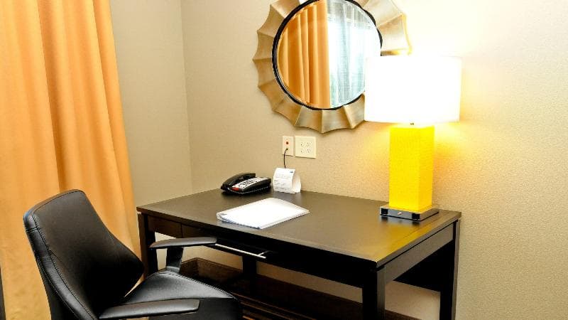 Holiday Inn Express Covington Madisonville 3