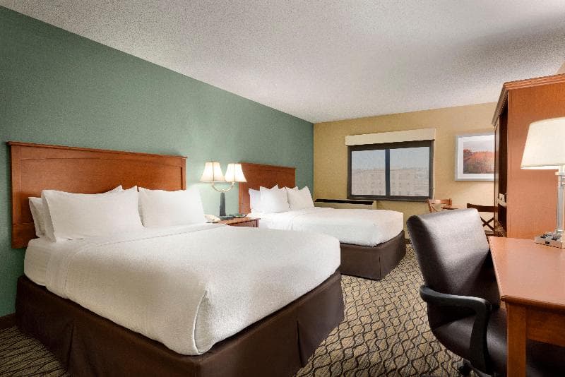 Holiday Inn Hotel & Suites Duluth-Downtown 3