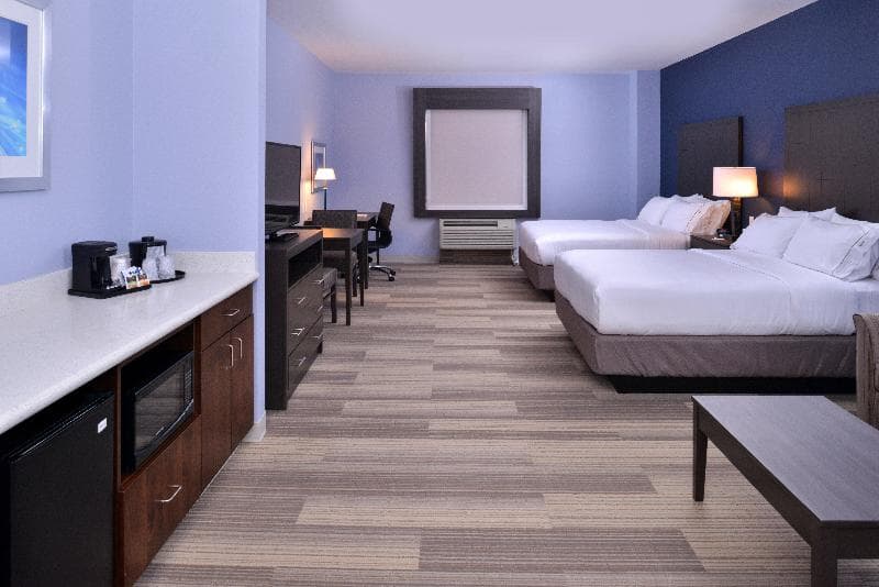 Holiday Inn Express & Suites Loma Linda- San Bernardino S 4