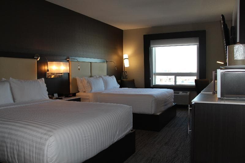 Holiday Inn Express & Suites Cold Lake 5