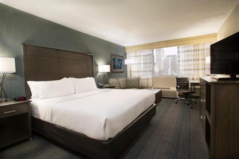 Holiday Inn Columbus Dwtn Capitol Square 4