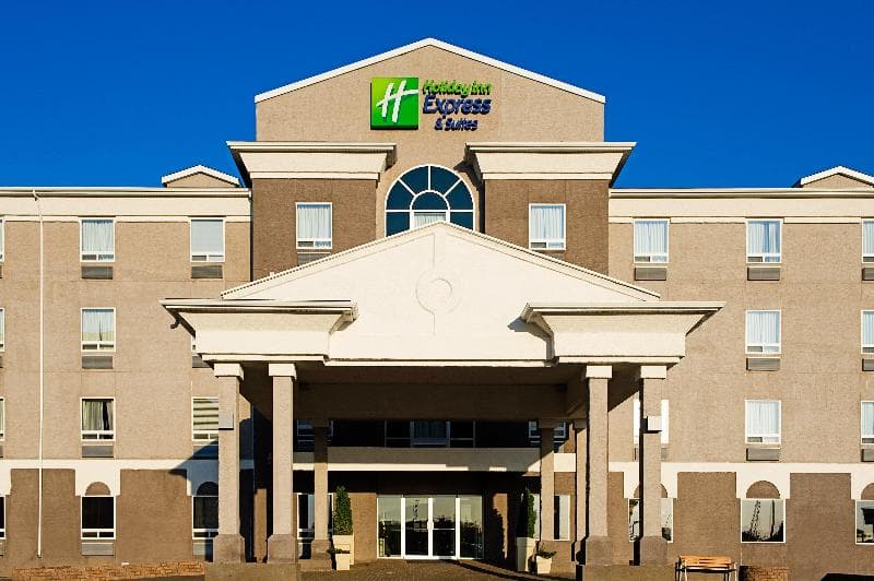 Holiday Inn Express & Suites Regina-South 2