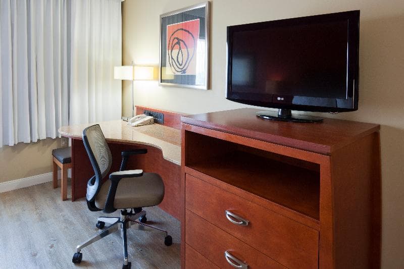 Holiday Inn Hotel And Suites Maple Grove Nw Mpls A 3