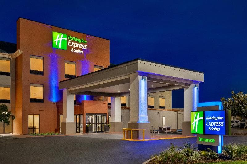 Holiday Inn Express & Suites Opelousas photo 1