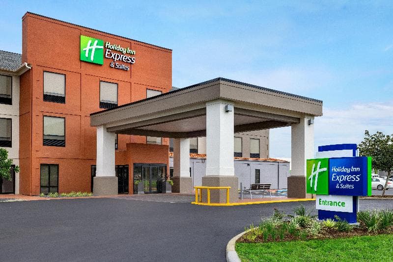 Holiday Inn Express & Suites Opelousas 5