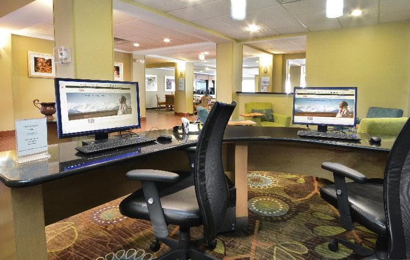 Holiday Inn Express And Suites High Point South 3