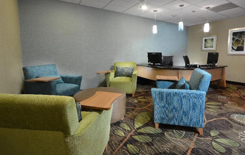 Holiday Inn Express And Suites High Point South 4