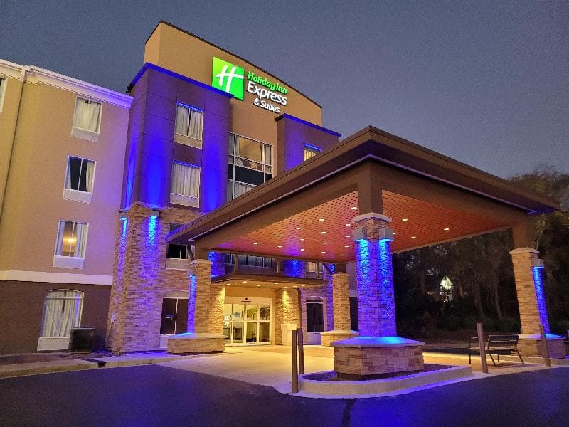 Holiday Inn Express And Suites Starkville 4