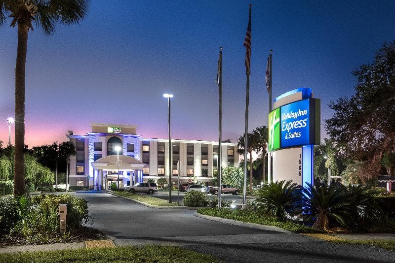 Holiday Inn Express & Suites Bartow 3