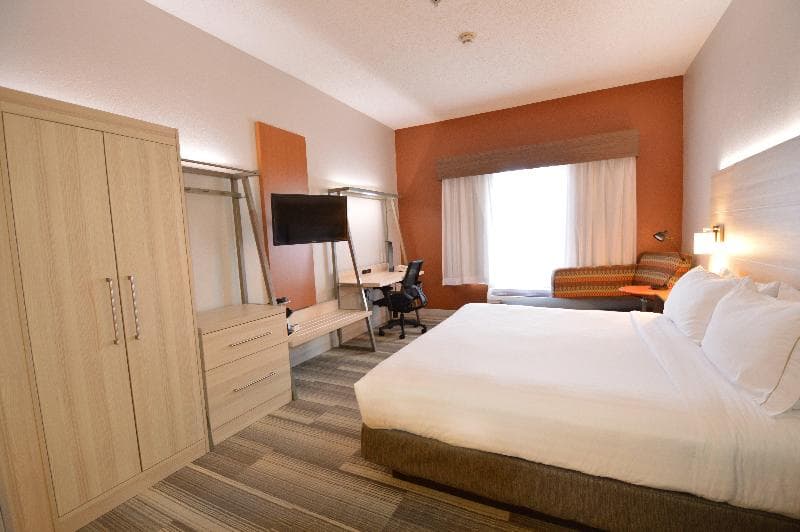 Holiday Inn Express Toledo Oregon photo 1