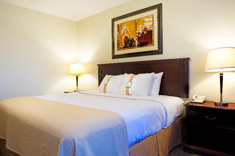 Holiday Inn Lloydminster 3