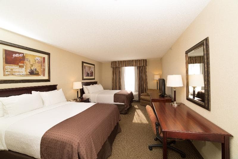 Holiday Inn Lloydminster 5