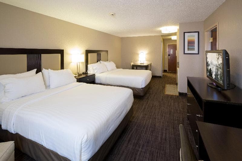 Holiday Inn Express And Suites St. Joseph 3