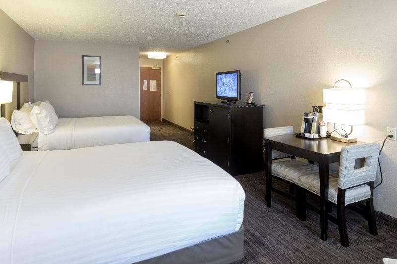 Holiday Inn Express And Suites St. Joseph 4