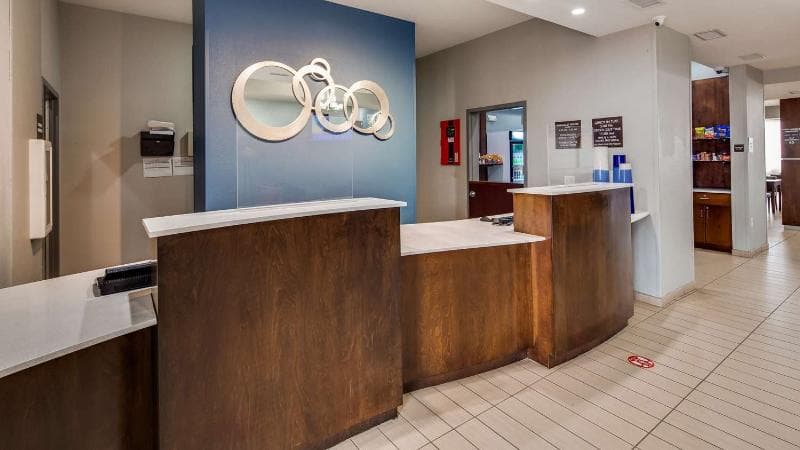 Best Western St. Louis Airport North Hotel & Suite 3