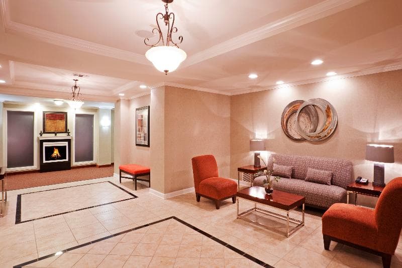 Best Western Plus Stephenville Inn 4