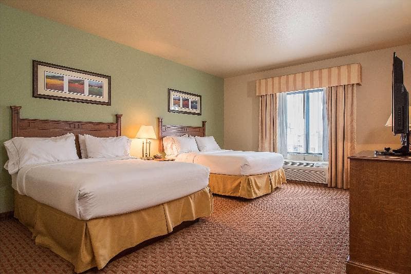 Baymont Inn & Suites by Wyndham Sturgis 4