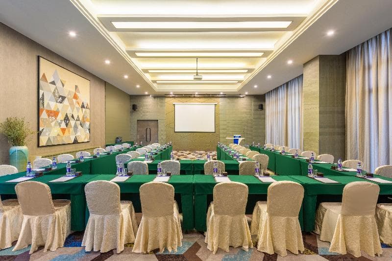 Holiday Inn Express Beijing Yizhuang 2