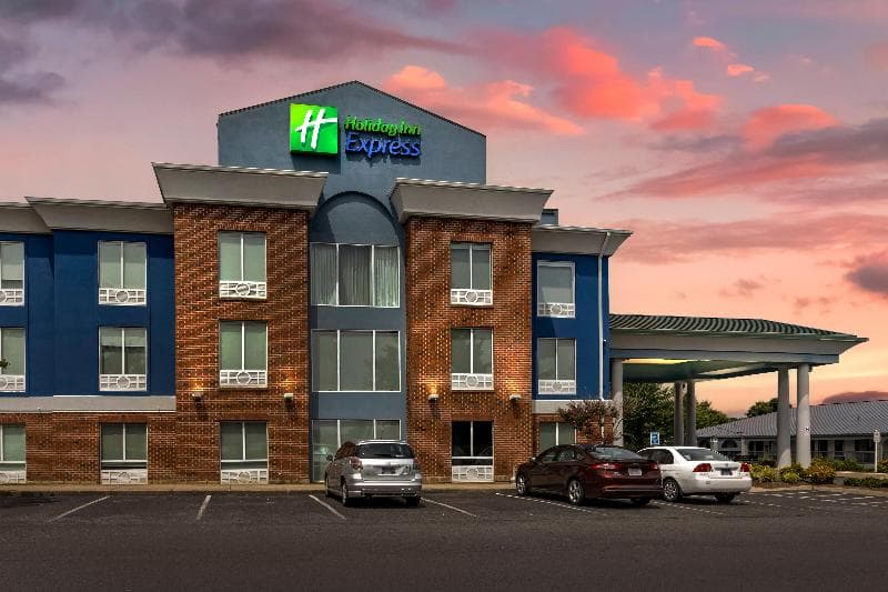 Holiday Inn Express White House 3