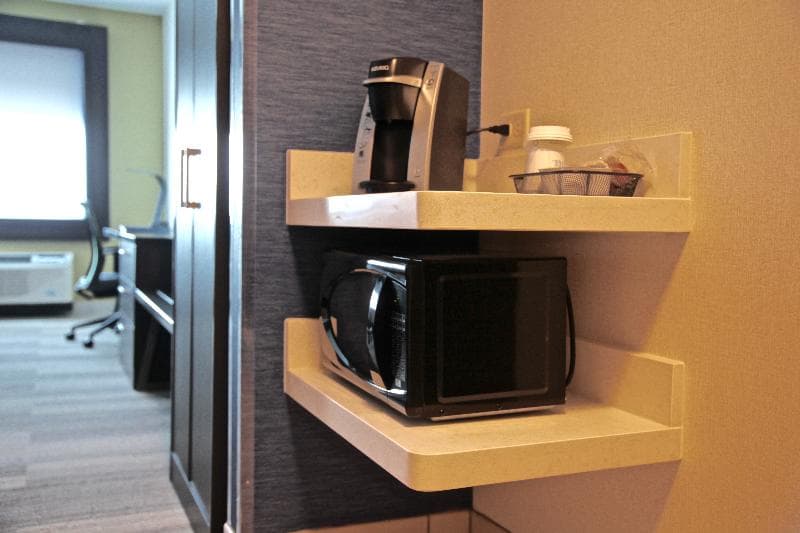 Holiday Inn Express & Suites Oswego 5