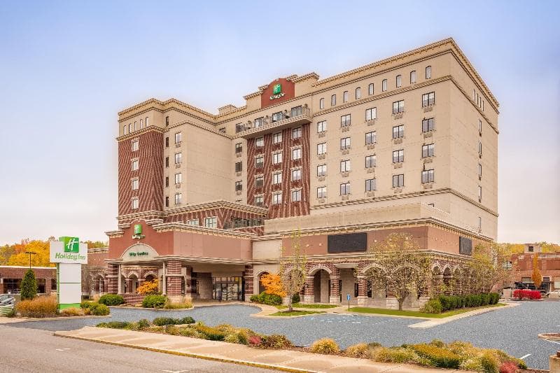 Holiday Inn Lafayette-City Centre photo 1