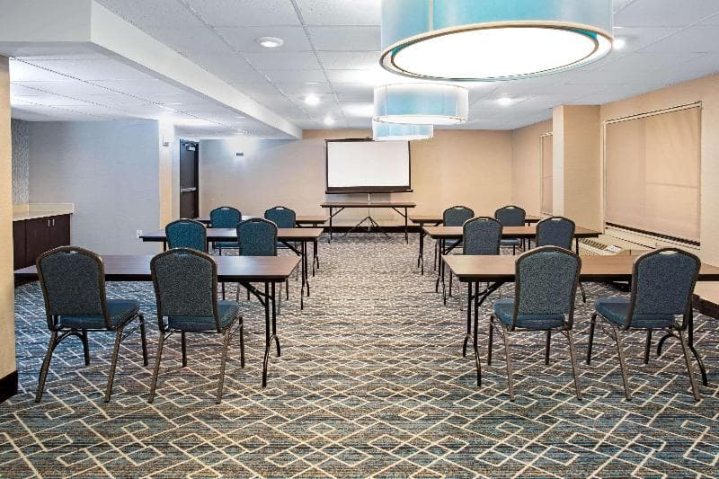 La Quinta Inn & Suites by Wyndham Denver Aurora Medical photo 1