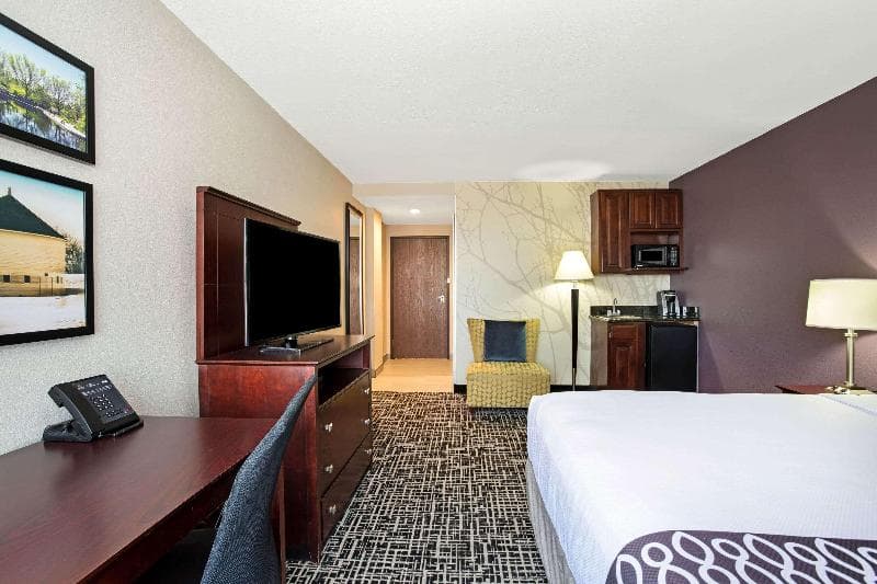 La Quinta Inn & Suites by Wyndham Denver Aurora Medical 5