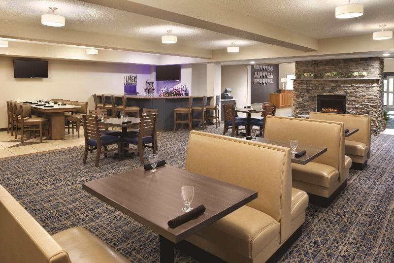 Radisson Hotel Ames Conference Center At Isu 3