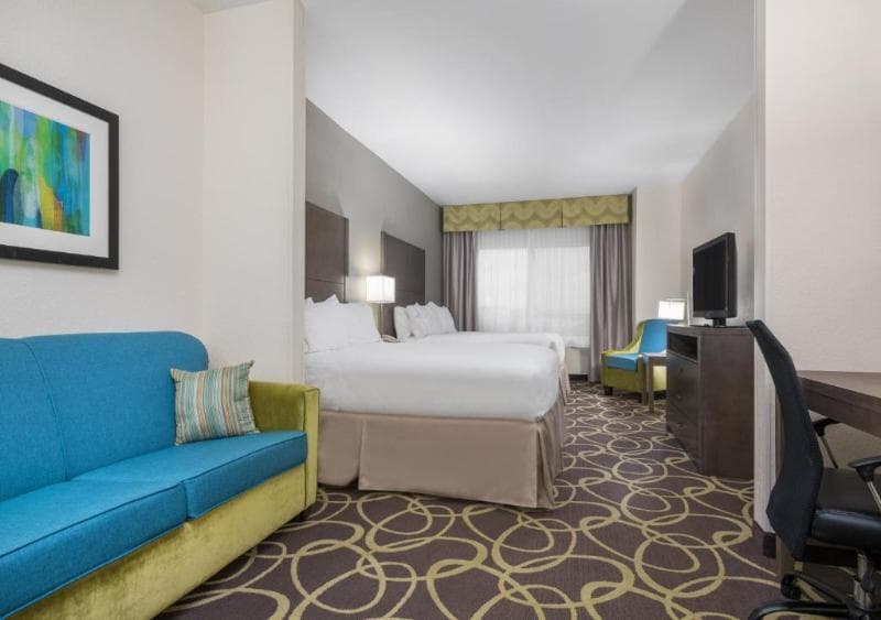 Holiday Inn Express And Suites Ames photo 1