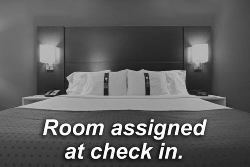Holiday Inn Express And Suites Bay City 4