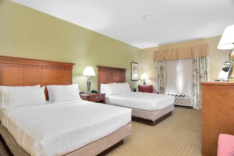 Holiday Inn Express And Suites Dfw West Hurst 3