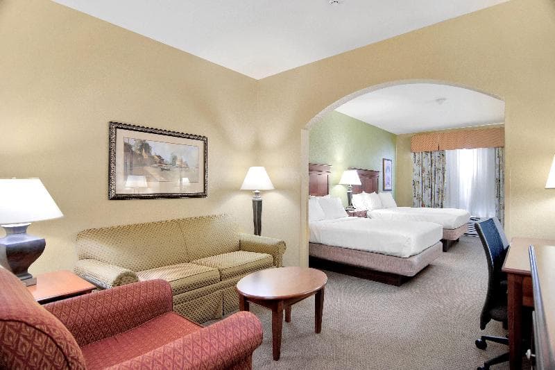 Holiday Inn Express And Suites Dfw West Hurst 4