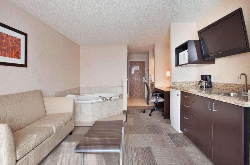 Holiday Inn Express And Suites Beatrice photo 1