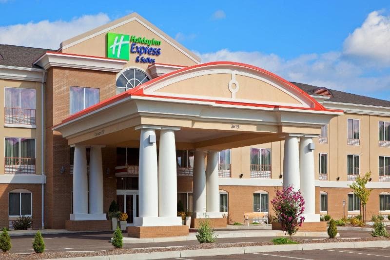 Holiday Inn Express & Suites Binghamton University-Vestal 1